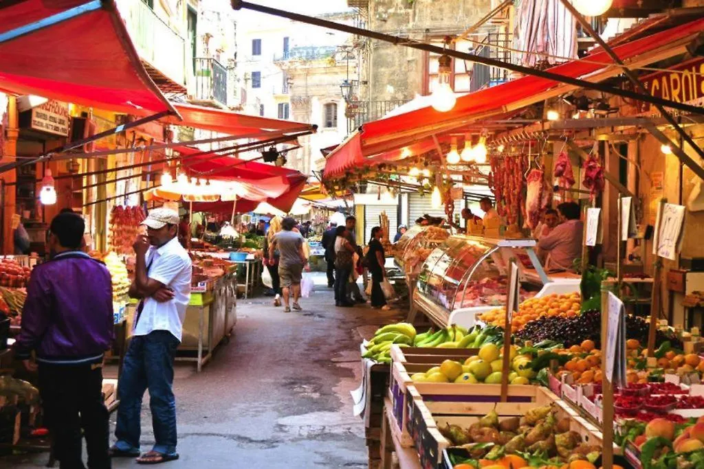 Appartamento Loggiato San Matteo Palermo 0*,  Italia